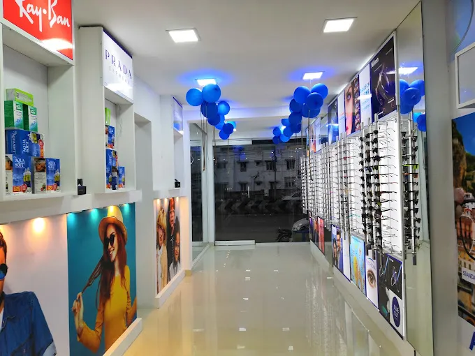 V Max Opticals & Gifts